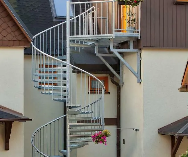 Fam. Herklotz * سيفن