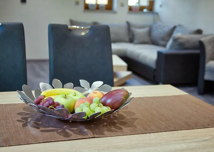 Fam. Herklotz شقة